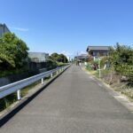 前面道路（南側から撮影）