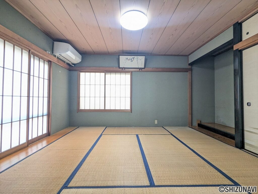 静岡市　清水区三保1500-27　室内