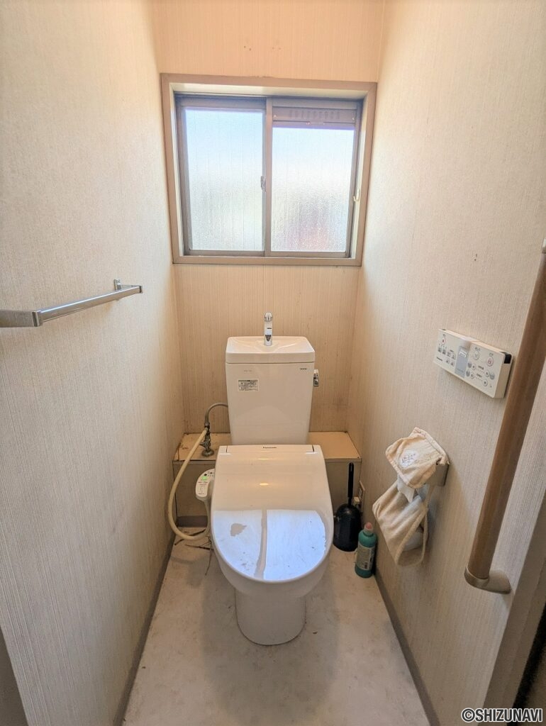 静岡市　清水区三保1500-27　トイレ