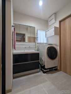 静岡市　駿河区広野6丁目19-22 室内