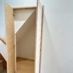 カチタス　三輪　階段下収納