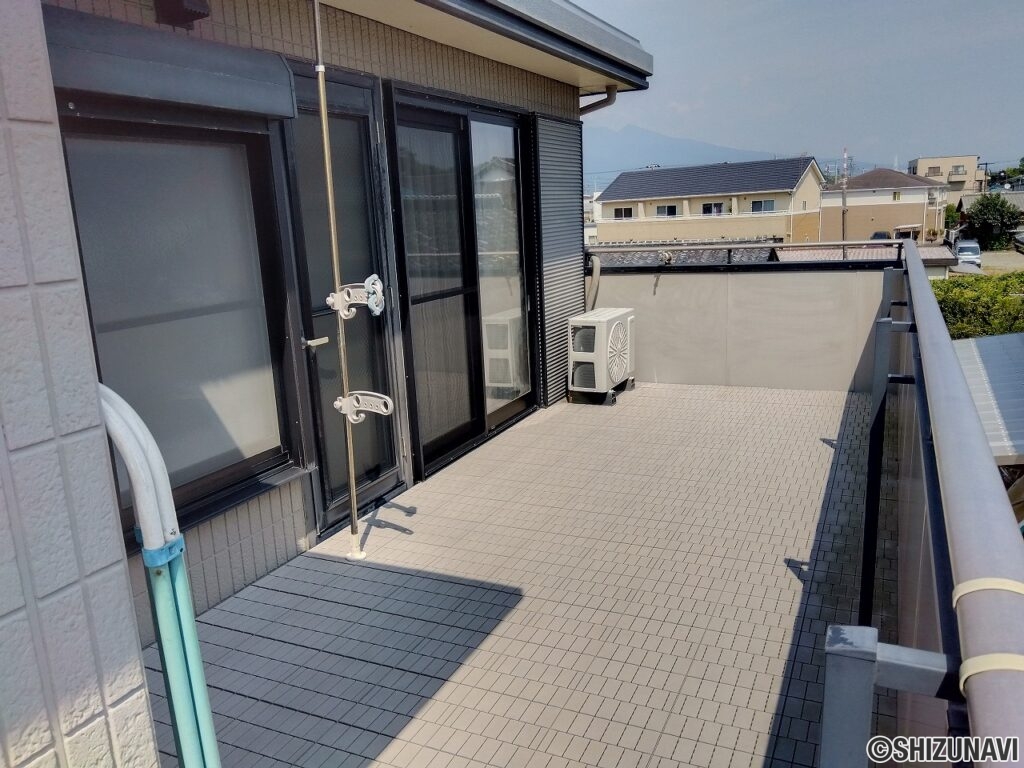 富士市前田　中古住宅　内観