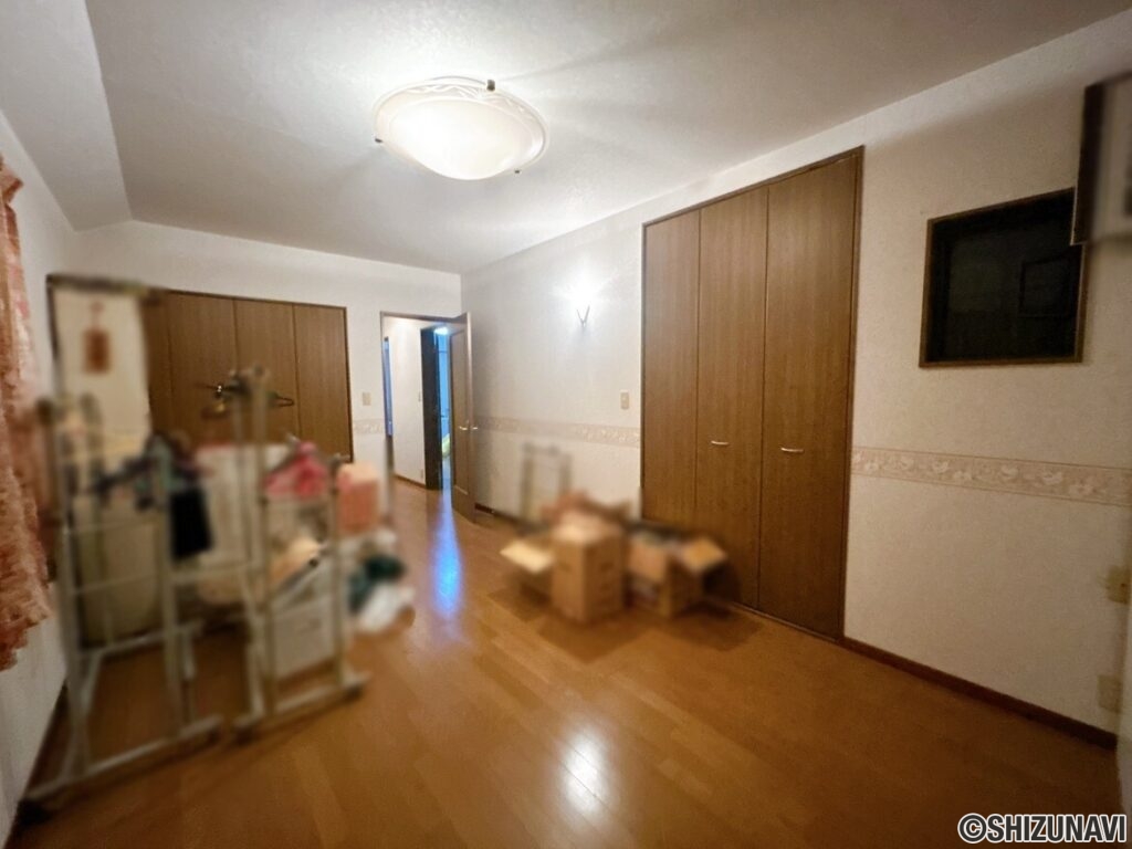 【2階北西側洋室】