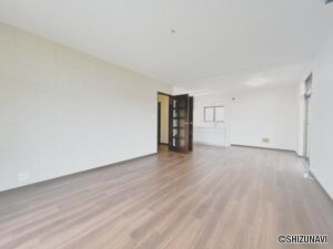 【内外装リフォーム完成】富士市三ツ沢　戸建ての画像