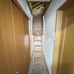屋根裏部屋付き