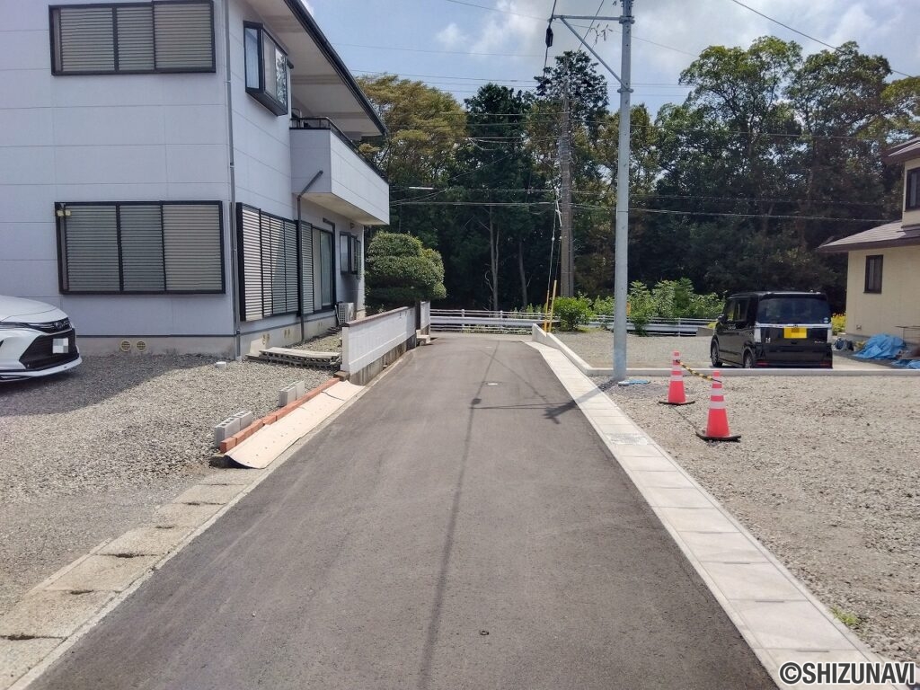 富士市伝法　4区画分譲地　前面道路