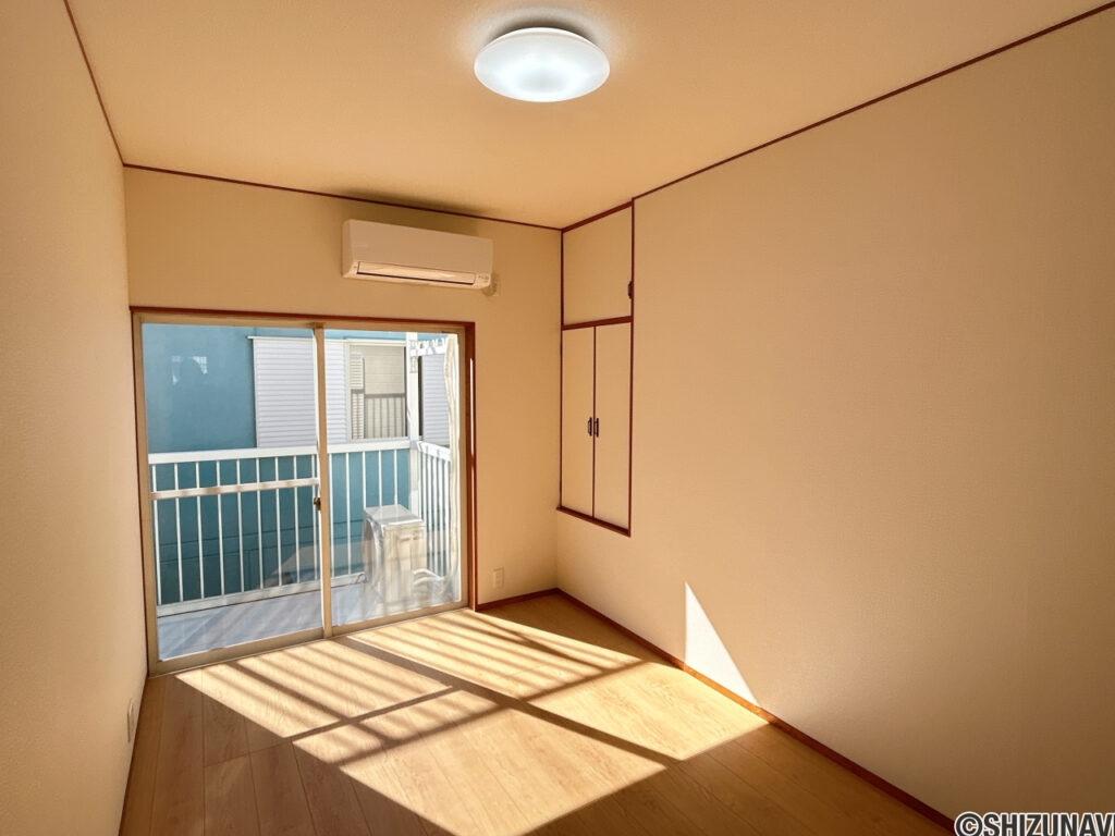 カチタス　三輪　南西側5.5帖洋室