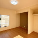 カチタス　志太　1階北側　8帖洋室