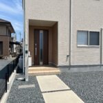 玄関アプローチ