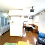 今泉6丁目　3階建てインナーガレージ付き５ＬＤＫ　大手ハウスメーカー建築の中古建ての画像