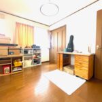 今泉6丁目　3階建てインナーガレージ付き５ＬＤＫ　大手ハウスメーカー建築の中古建ての画像