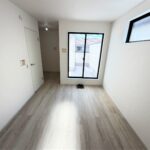 1号棟　2階　南西側の主寝室