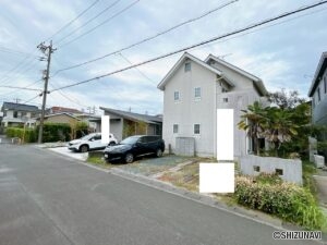 【9月30日まで現況販売】菊川市仲島2丁目　4SLDK　中古住宅の物件画像