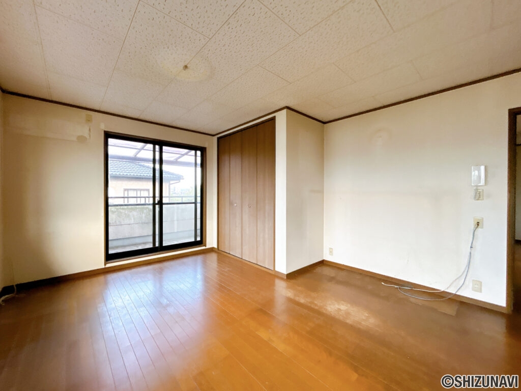 【2階LDK】