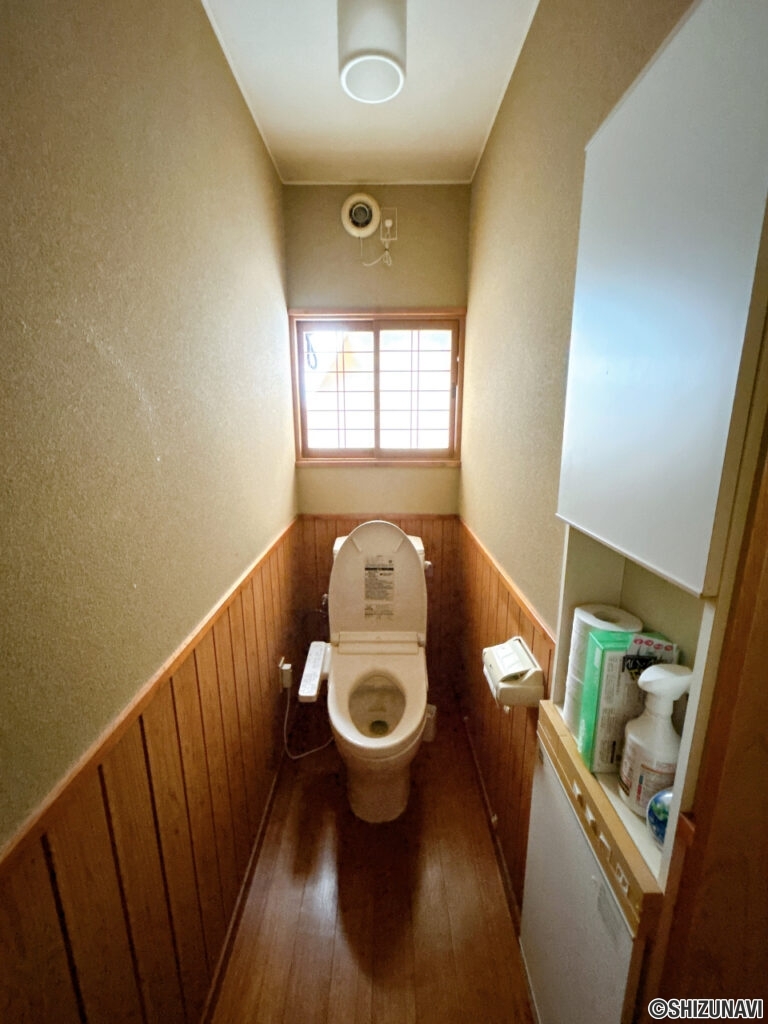 【1階トイレ】トイレは新品交換を行います。