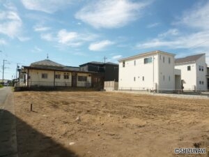 敷地全体写真（北東からの撮影）