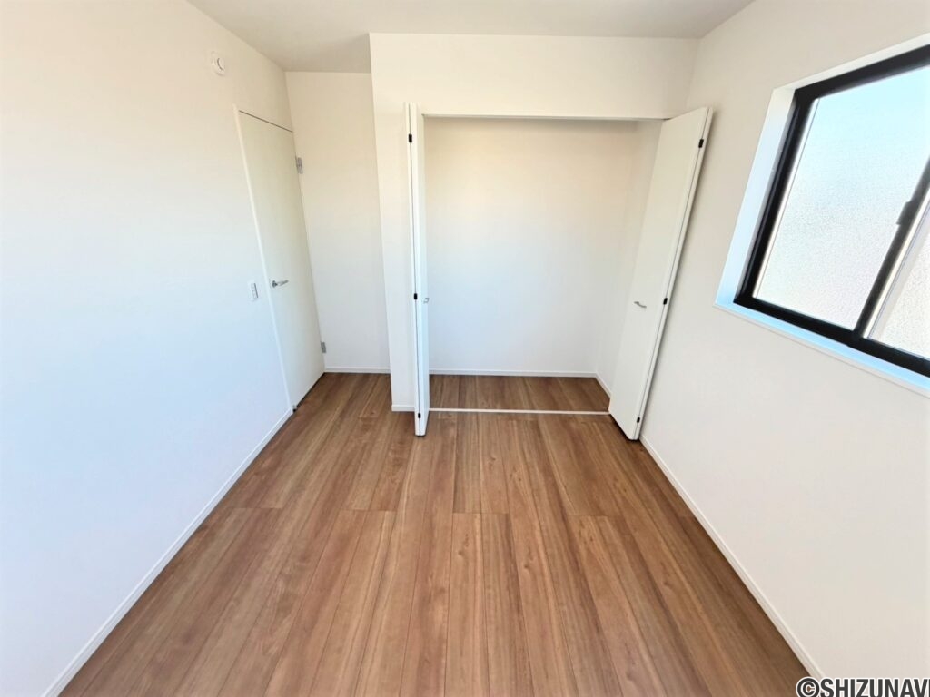 １号棟　北東洋室