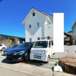 【リフォーム済み／外観】別角度です。外壁塗装を行いました。