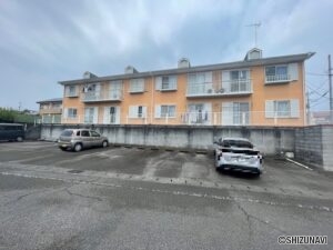 駐車場側からの写真です