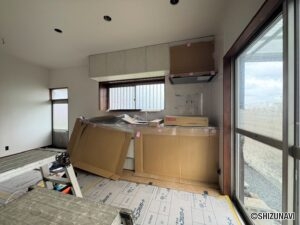 キッチン及びレンジフードも新品に交換♪