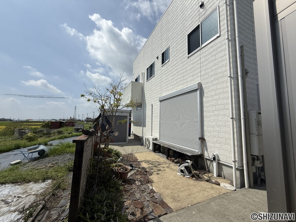 浜松市浜名区根堅　4LDK　屋上ジャグジー＆車庫完備　築8年の中古住宅の画像