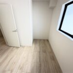 1号棟　2階　北西側洋室