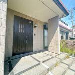 カチタス　住吉　玄関