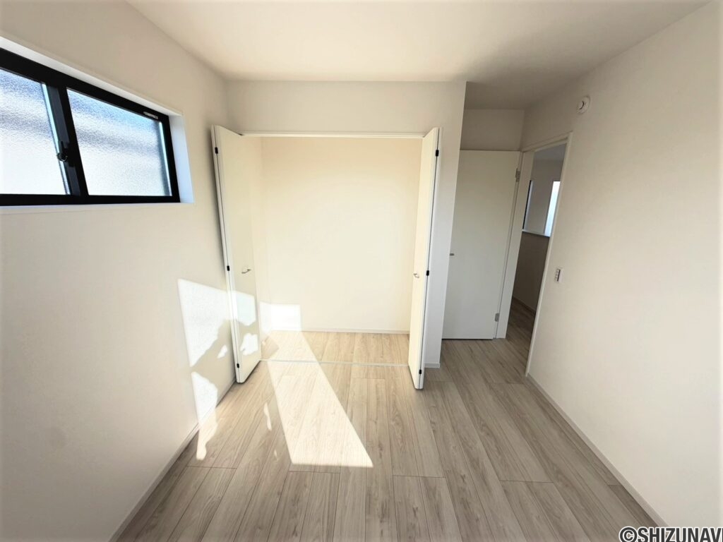 ２号棟　北西洋室