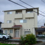 入山瀬店舗併用3階建　外観2