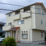 入山瀬店舗併用3階建　外観1