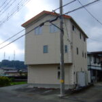 入山瀬店舗併用3階建　外観3