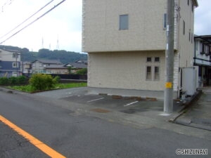 入山瀬店舗併用3階建　外観5