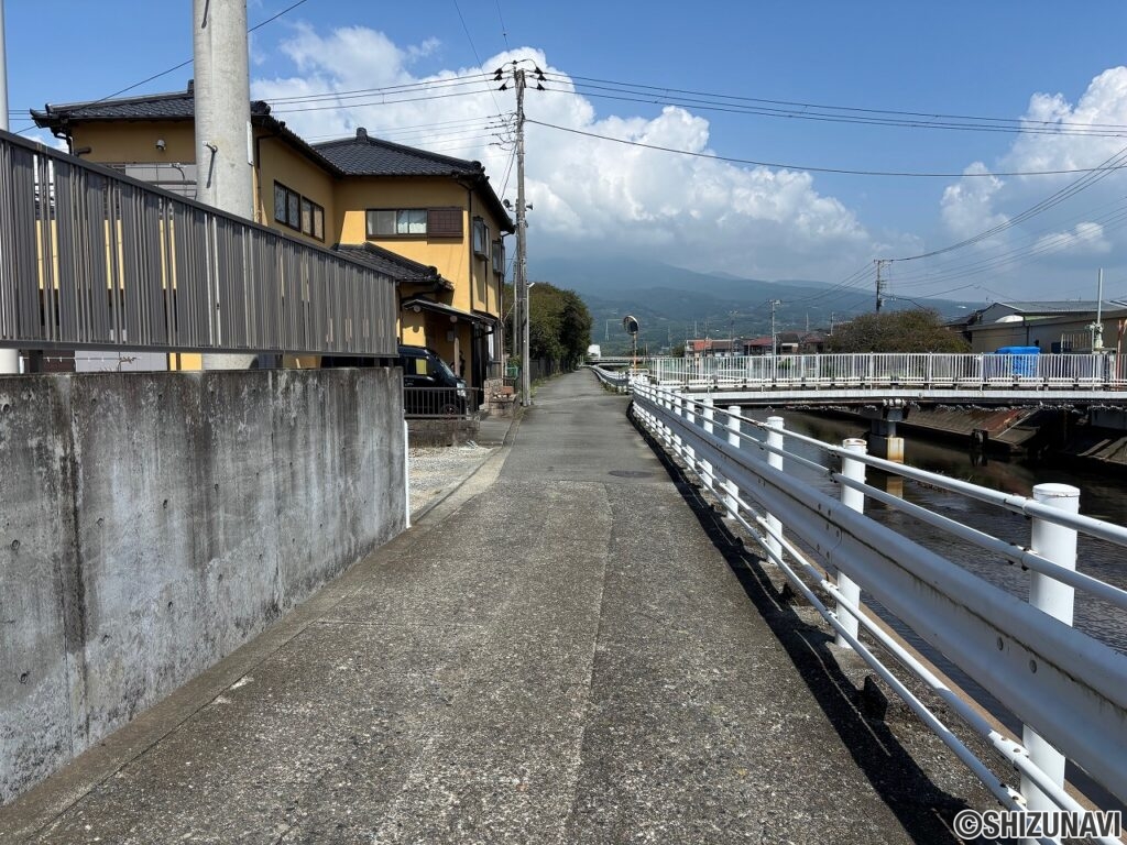 沼津市原　中古住宅