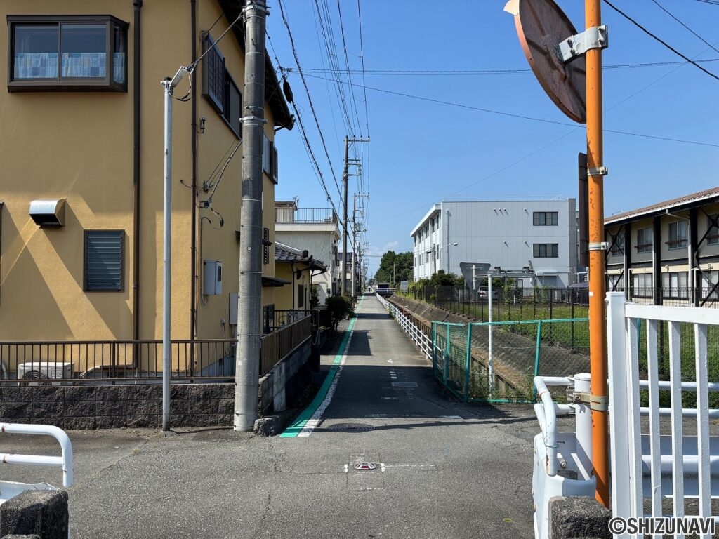 沼津市原　中古住宅