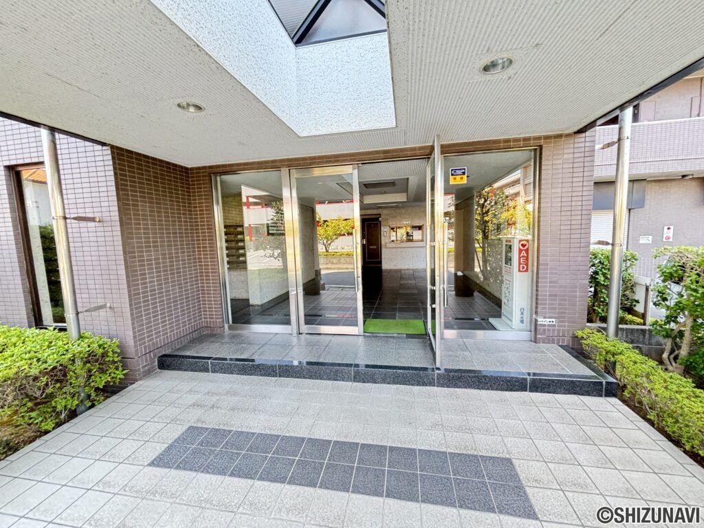 シャルマンコーポ塚本　エントランス外