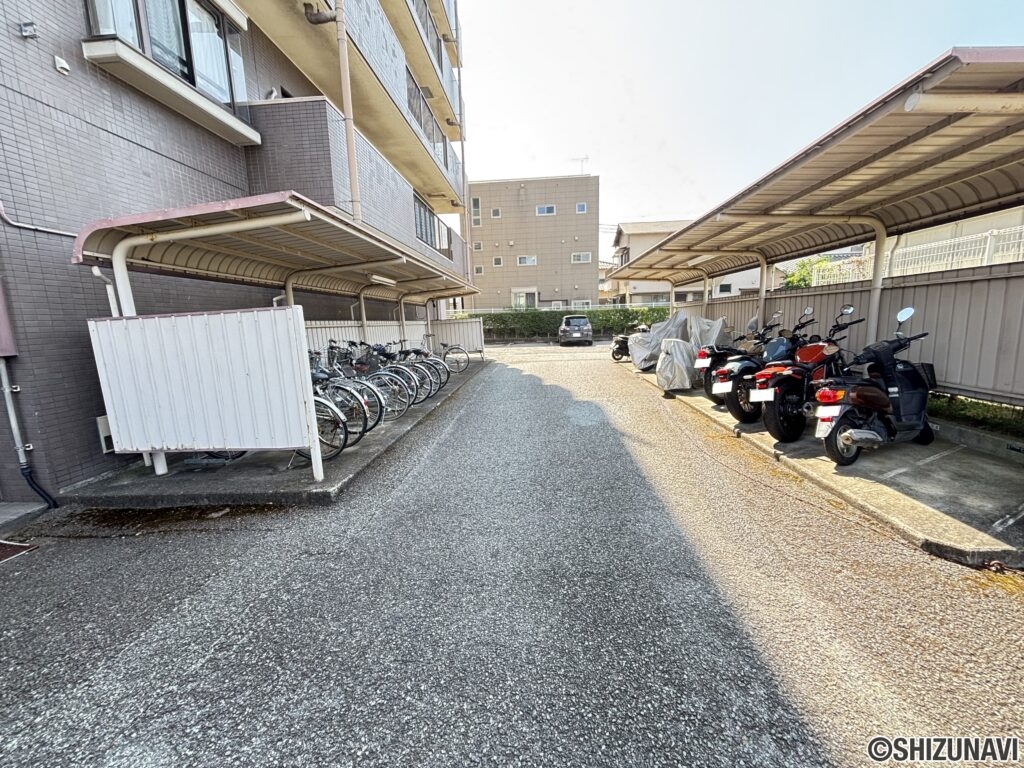 シャルマンコーポ塚本　敷地2
