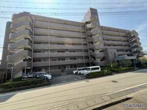 シャルマンコーポ塚本　5階　3LDK　西小学区・函南中学区の物件画像