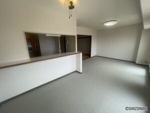 エンゼルハイム富士参番館　5階　3LDKの画像