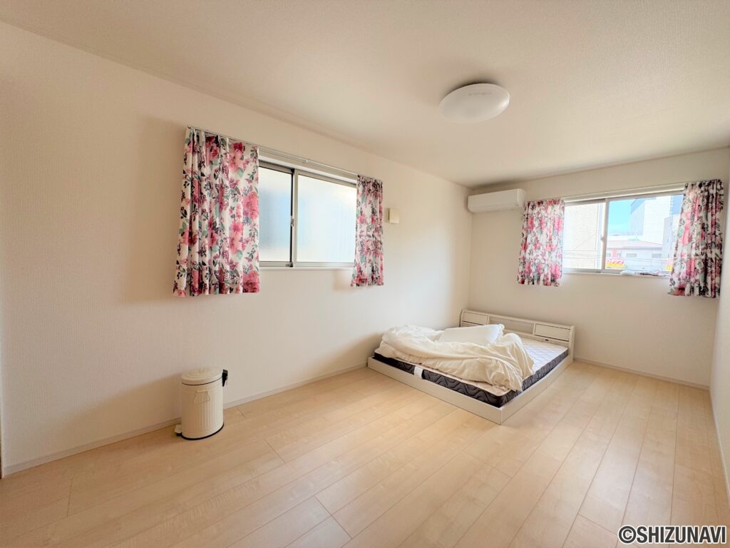 駿河区中吉田の中古住宅の画像