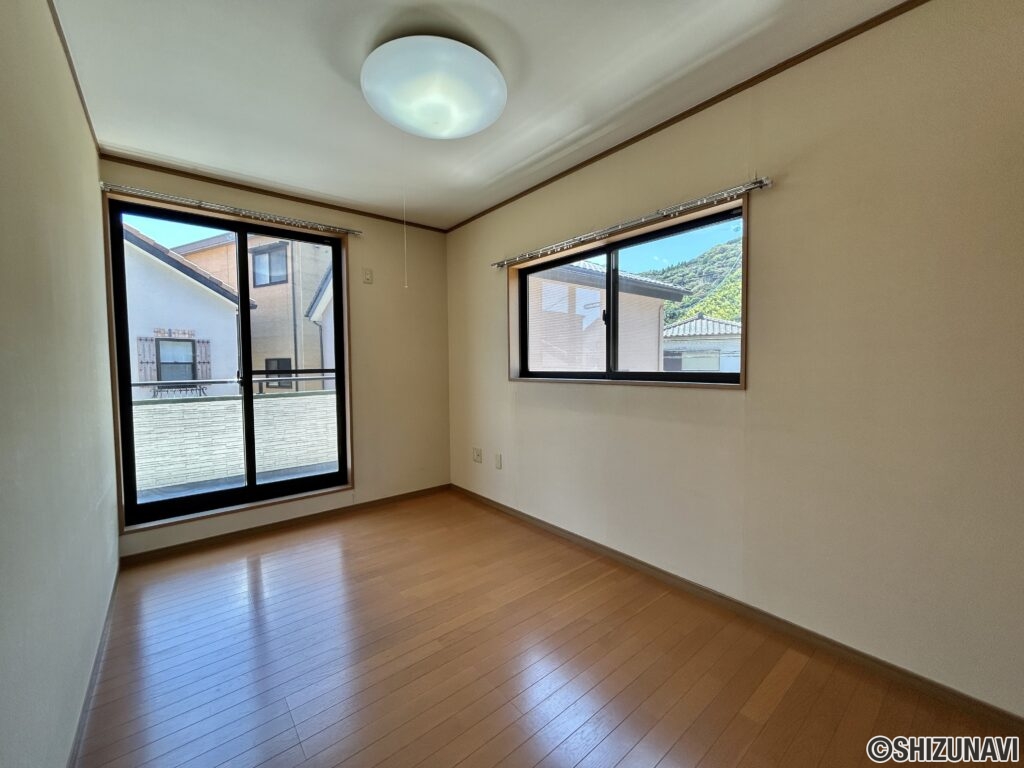 静岡市葵区大岩3丁目　4SLDK　中古戸建の画像