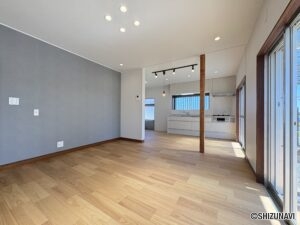 DKとリビングは壁を撤去して、約15帖のLDKに♪