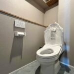 トイレも新品に交換しています。