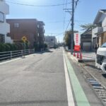 前面道路(北側から撮影)