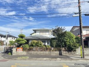 西側からのお写真です。