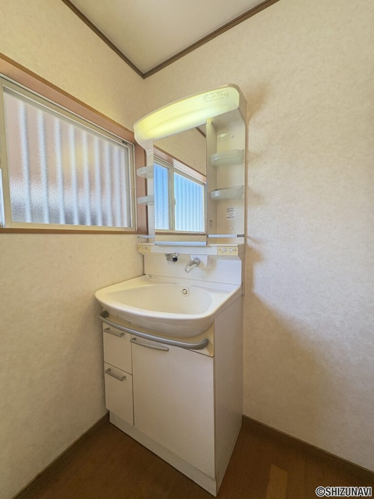静岡市葵区大岩3丁目　4SLDK　中古戸建の画像