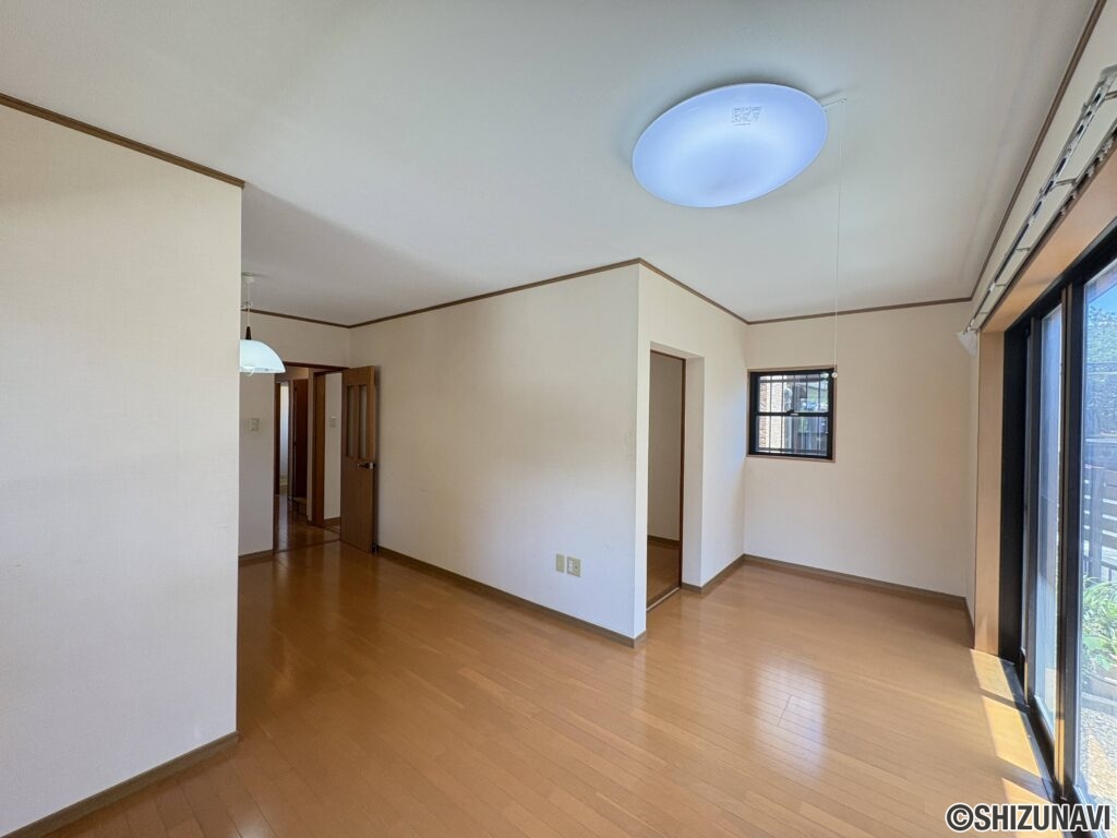静岡市葵区大岩3丁目　4SLDK　中古戸建の画像