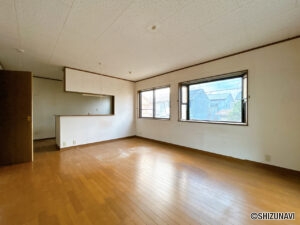 【1階LDK】