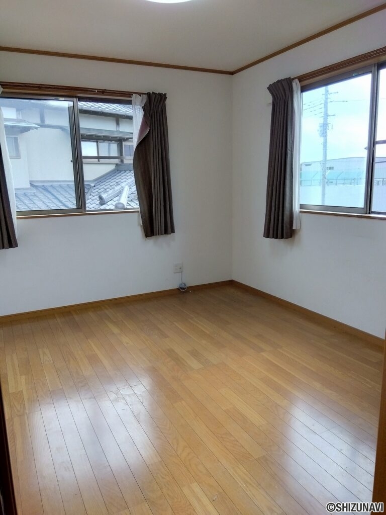 富士市川成島　中古住宅　室内