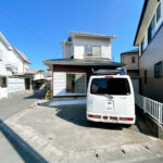 【駐車スペース】駐車場の様子です。