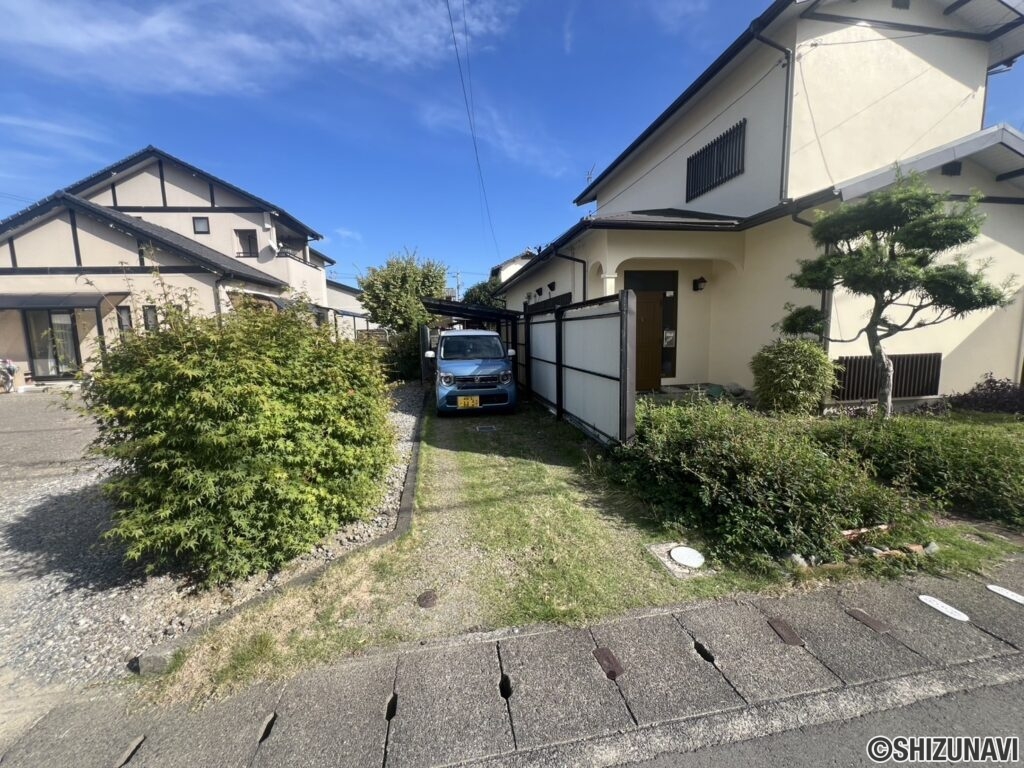 駐車場①